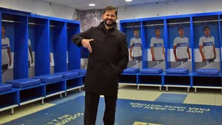Revisa la PARTICULAR REACCIÓN del Presidente Boric tras la victoria de la UC en el clásico