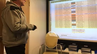 “Vive y deja espiar”: Bielsa acaparó portadas por explicación sobre seguimiento a sus rivales