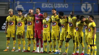 Lanzaron panfletos con amenazante mensaje de la Garra Blanca a U. de Concepción