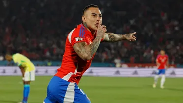 Será presentado el viernes: Aseguran que Vargas selló su vuelta al fútbol chileno