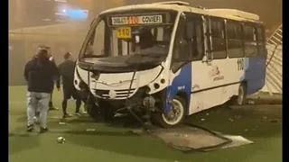 ¿Por qué una micro terminó en una cancha de Antofagasta?