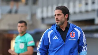 “Se debe apurar”: Gago apunta a la recuperación de Octavio Rivero en la U de Chile