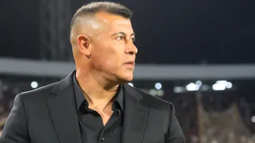 Histórico campeón con Colo Colo entregó a su candidato para reemplazar a Jorge Almirón