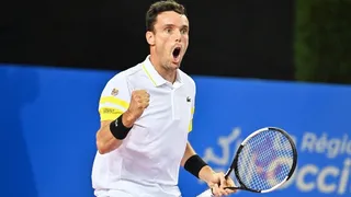 Bautista y Goffin lucharán por el título en el ATP de Montpellier