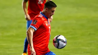 Los 10 seleccionados chilenos que arriesgan perderse el duelo con Uruguay por suspensión