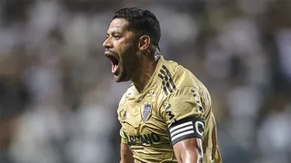 Con dos bombazos de Hulk Atletico Mineiro venció a Demócrata