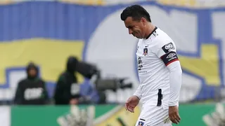 Mario Salas confirmó que Esteban Paredes quedó al margen del duelo de Colo Colo con U. Católica