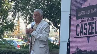 Caszely recordó a su esposa en la inauguración de su estatua: Me hubiese gustado que estuviese acá