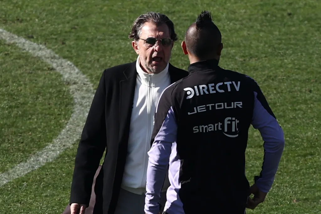 Mosa y Arturo Vidal / ©Photosport.