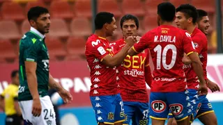 U. Española superó a S. Wanderers y se sumó a U. La Calera como sublíder del Campeonato