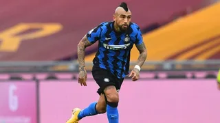 “El palo pareció tener su efecto”: Medios italianos destacaron mejoría de Vidal ante Roma