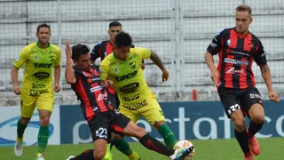 Defensa y Justicia de Beccacece tropezó ante Patronato y le dejó el título “en bandeja” a Racing