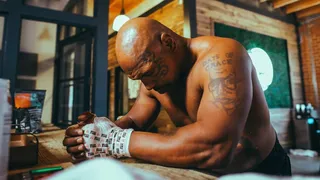 Mike Tyson desató polémica con frase sobre muerte de su madre: “Fue una de las mejores cosas que me pasó”