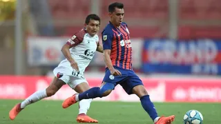 ¡Al ángulo! Luis Miguel Rodríguez anotó un golazo en el empate de Colón ante San Lorenzo