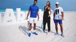 Sharapova sorprendió a sus seguidores con selfie junto a Nadal y Djokovic en Abu Dhabi