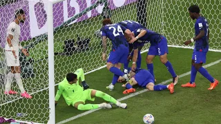 Estados Unidos venció con lo justo a Irán y abrochó su boleto a octavos de final del Mundial