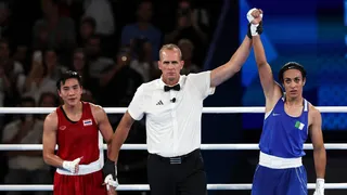 Imane Khelif desata la locura en Argelia y clasifica a la final del boxeo femenino en París 2024