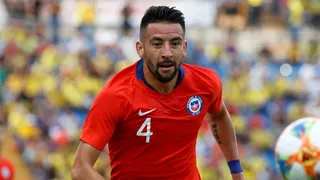 Mauricio Isla: Hasta ahora me ha llegado solo una oferta de Boca Juniors