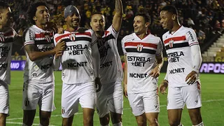 A darle el Puskas: El impresionante golazo de chilena desde fuera del área