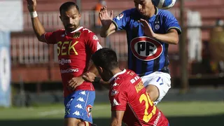 Rodrigo Piñeiro marcó el gol de la victoria de Unión Española y fue expulsado