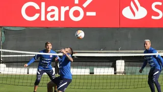 La Roja comenzó su preparación para el duelo ante Colombia en las Clasificatorias