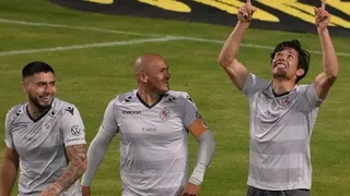 Matías Fernández: Me pone muy contento volver a convertir y más aún por aportar en el resultado