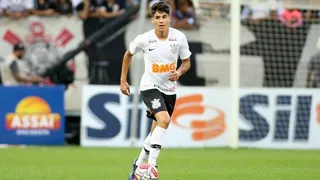 Angelo Araos sumó minutos en triunfo de Corinthians sobre Ponte Preta en el Paulista