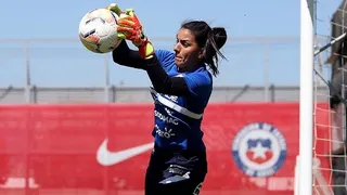 Natalia Campos: La postergación de los partidos es un golpe duro anímicamente