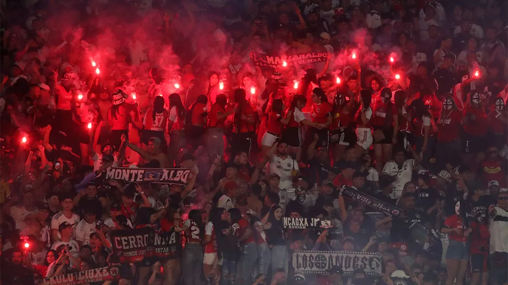 Hinchas en el Colo Colo vs Everton por la cuarta fecha en 2025 / Photosport
