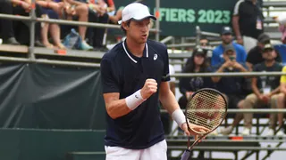Nicolás Jarry arrasó con Alexander Bublik e igualó la llave para Chile ante Kazajistán en Copa Davis