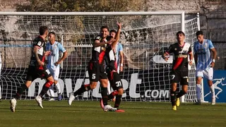 Curicó Unido salió de la zona de descenso a costa de un Magallanes que se sigue hundiendo