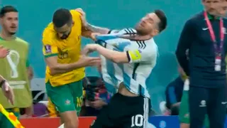 Behich tuvo áspero cruce con Messi en la jugada previa a su gran golazo a Australia