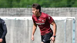 Diego Valencia fue inscrito por Salernitana de cara al debut en Copa Italia ante Parma