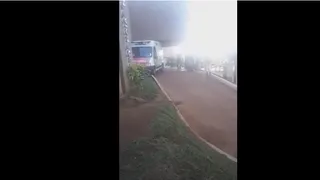 ¡Terrible! Niño de 4 años murió asfixiado en una camioneta mientras su papá veía el Mundial