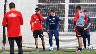 La “fórmula Córdova” deja a Chile encabezando especial listado en esta fecha de las Clasificatorias