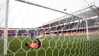 10 jugadores que también fallaron un penal picándola