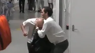 Roger Federer le jugó una broma a su fisioterapeuta en Australia