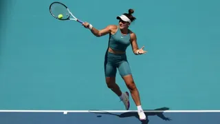 Andreescu despachó a Raducanu en un partidazo en primera ronda del Miami Open
