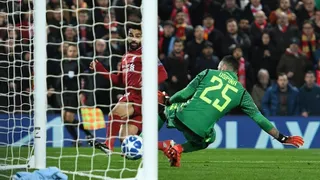 El golazo de Mohamed Salah que le dio el triunfo y la clasificación a Liverpool sobre Napoli