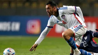 Suazo e indisciplina de Pizarro y Thompson: Antes de ser gran jugador hay que ser gran profesional