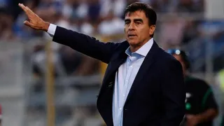 Gustavo Quinteros arribará este domingo a Chile para asumir en Colo Colo