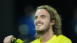 Daniil Medvedev y Stefanos Tsitsipas chocan por el paso a la final del Abierto de Australia