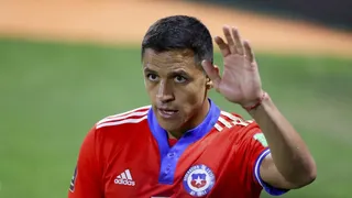 Los 10 futbolistas con más presencias en la selección chilena