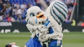 Compañero de Charles Aránguiz enfrenta acusación de abuso sexual a “corpóreo”