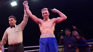 Ramón Mascareña Jr. prepara su defensa del título nacional ante el iquiqueño Marcial Carrión