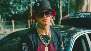 Reconocido cantante argentino es apuntado por incidentes en clásico del fútbol argentino