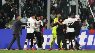 Colo Colo organizó insólita reunión secreta con la Garra Blanca en el Monumental