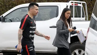 Gary Medel disparó por despidos en el staff de La Roja: No valoran a las personas