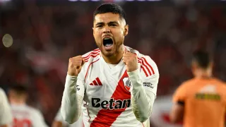 ¿Paulo Díaz puede volver a Colo Colo? El dato clave que frena su regreso