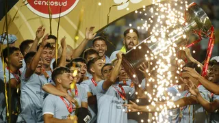 Insólito: La Supercopa se desarmó en medio de la celebración de Magallanes